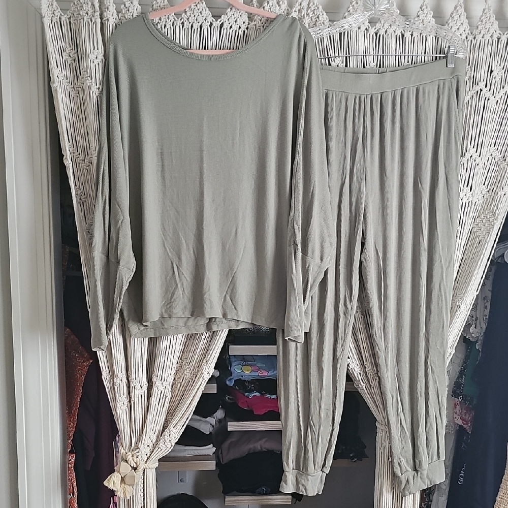 Sage Green Lounge Set